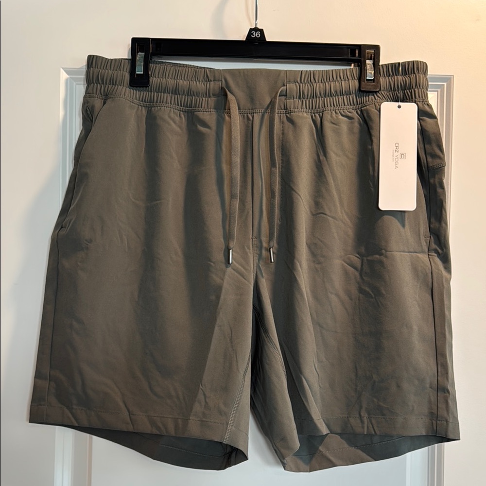 CRZ YOGA Men's Gray Drawstring Performance Shorts